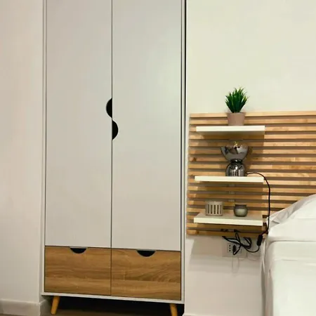 La Dimora Di Piazza Bellini Apartmán